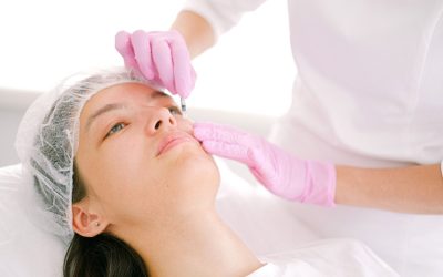 Choosing a Toronto Facelift Surgeon for Midface and Neck Harmony